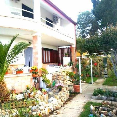 B&B Da Sissi La Maddalena  外观 照片